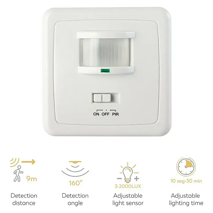 Garza Sensor de movimiento de pared 430038G - Plástico, Blanco - Primer plano de un detector de movimiento PIR blanco con distancia, ángulo, sensor de luz y tiempo de iluminación ajustables.