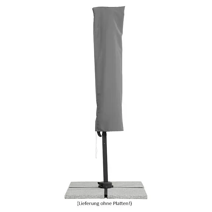 Schneider Ampelschirm rund Rhodos Junior - Natur, Durchmesser Bespannung: 300 cm - Graue Schutzhülle auf schwarzem Sonnenschirmmast, in einem Standfuß mit grauen quadratischen Platten befestigt.