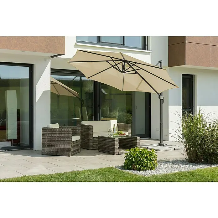 Schneider Ampelschirm rund Rhodos Junior - Natur, Durchmesser Bespannung: 300 cm - Gartenmöbel-Set mit Sonnenschirm. Das Set besteht aus Korbstühlen, Sofa und Tisch und ist ideal für den Außenbereich.