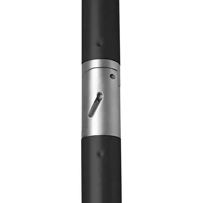 Schneider Classic Marktschirm Tunis - Mandarine, Bespannungsmaß (L x B): 270 x 150 cm - Nahaufnahme einer schwarzen Stange mit einer silbernen Metallschelle, die einen Sicherungsmechanismus aufweist.