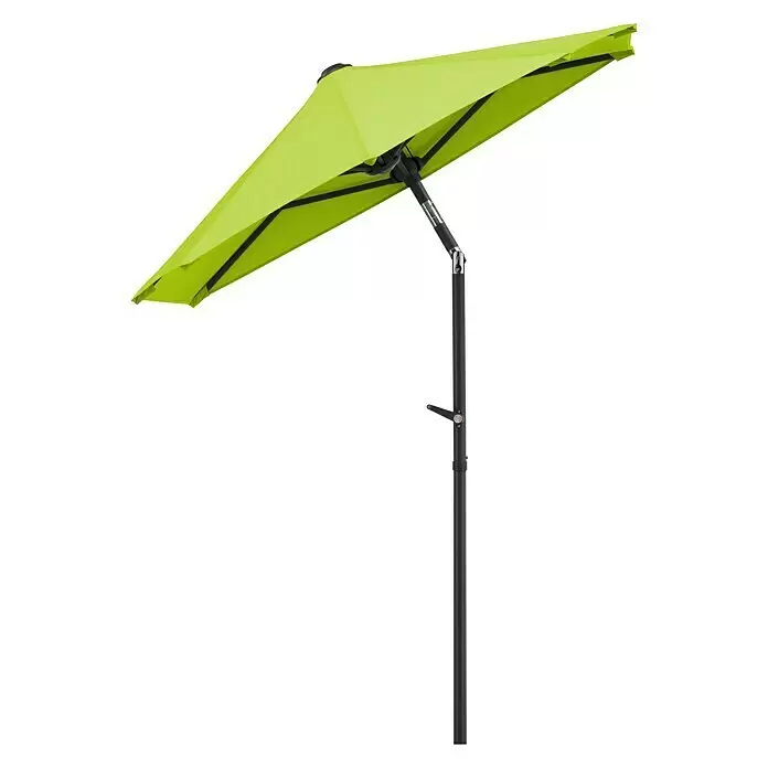 Schneider Classic Balkonschirm Salerno mezza - Apfelgrün, Bespannungsmaß (L x B): 150 x 150 cm - Limettengrüner Sonnenschirm mit schwarzem Gestell, zum Schattenwurf angewinkelt.