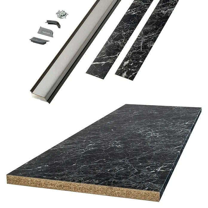 Küchenarbeitsplatten-Set3405 Cape Noir, 122 x 63,5 x 3,8 cm - Produktaufnahme einer Arbeitsplatte in Marmoroptik mit Zubehör wie Leisten und Schrauben, ideal für Küchen- und Möbelbau.