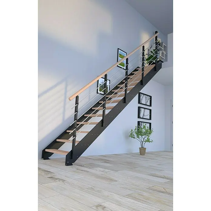 Starwood Wangentreppe Kos - Farbton Metall: RAL 9005, Breite: 106 cm, Buche, Geschosshöhe: 240 cm - 300 cm, Gerade, Metallgeländer pulverbeschichtet, Stufen farblos geölt - Treppe mit Holzstufen und Stahlgeländer, die modernes Design und Funktionalität vereint.\n
