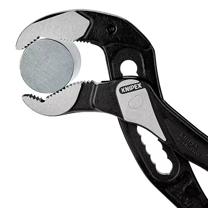Knipex Alligator Wasserpumpenzange - Länge: 400 mm - Anwendungsbeispiel