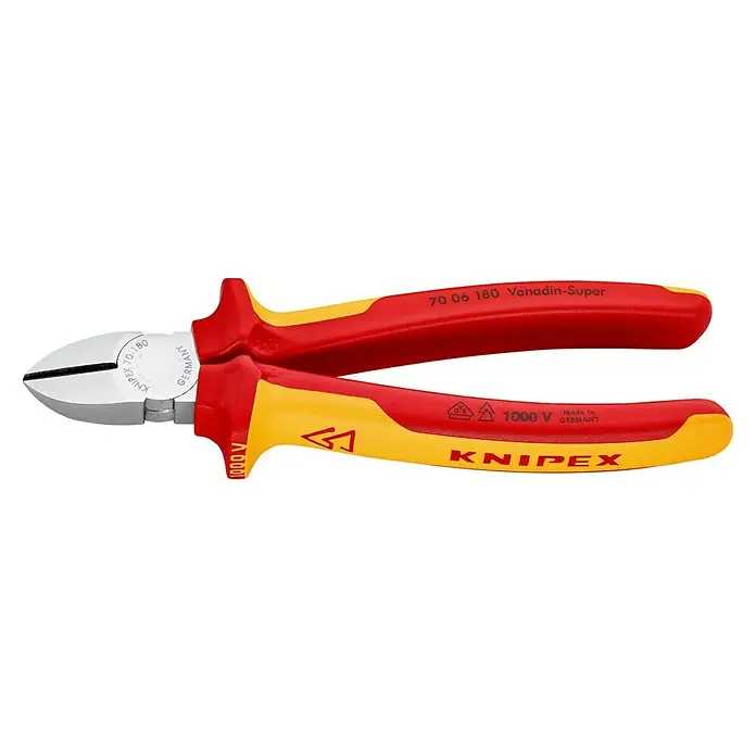 Knipex Seitenschneider - Länge: 18 cm - Nahaufnahme einer KNIPEX Seitenschneider 70 06 180 Vanadin-Super mit zweifarbigen Griffen, ideal für präzise Schneidarbeiten.