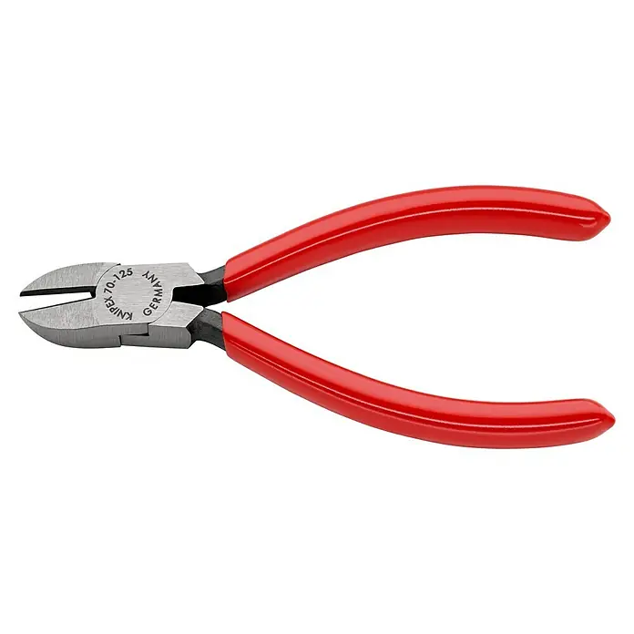 Knipex Seitenschneider - Länge: 12,5 cm, Härte Schneide: 62 HRC - Knipex Seitenschneider mit roten Griffen. Das Werkzeug ist aus Deutschland und ideal zum Schneiden von Draht und Kabeln mit hoher Präzision.