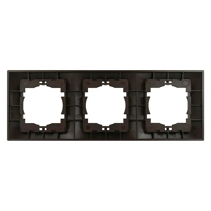 Voltomat DEA 100 Abdeckrahmen - Braun, 3-fach, Kunststoff, Vertikal - Dreifacher brauner Schalterrahmen für die Installation von drei Schaltern oder Steckdosen nebeneinander.