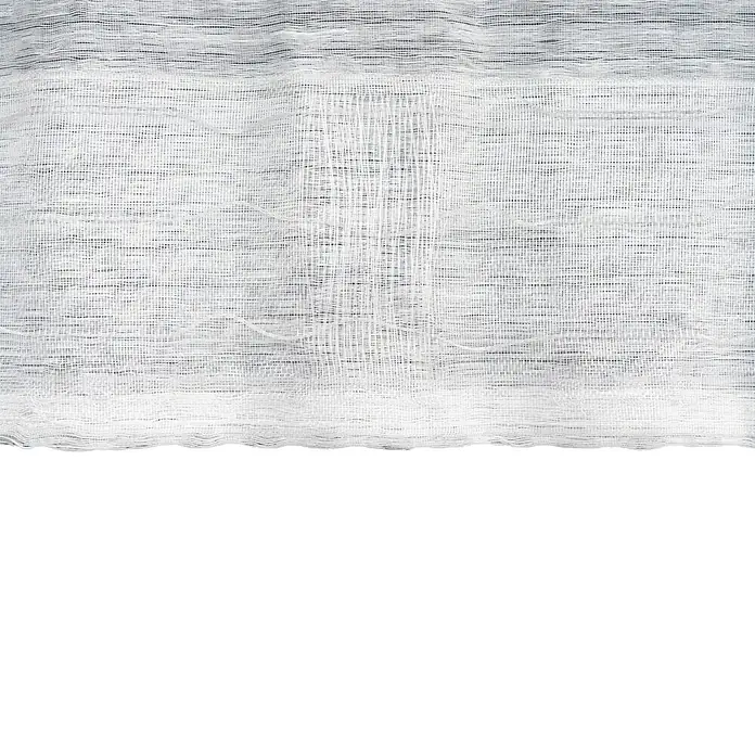 Schlaufenschal Dot - B x H: 135 x 245 cm, 100 % Polyester, Weiß - Nahaufnahme von weißer Gaze, die sich ideal für medizinische Zwecke oder als zartes Textil eignet. Die Textur ist offen und luftig.