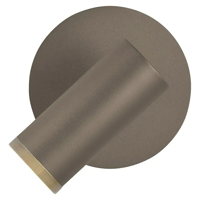 Hell Polo Deckenstrahler - 35 W, Taupe, GU10, 1 Stk. - Nahaufnahme einer modernen bronzefarbenen Wandleuchte mit einem zylindrischen Schirm und einer runden Montageplatte. Das minimalistische Design verleiht jedem Raum Eleganz.