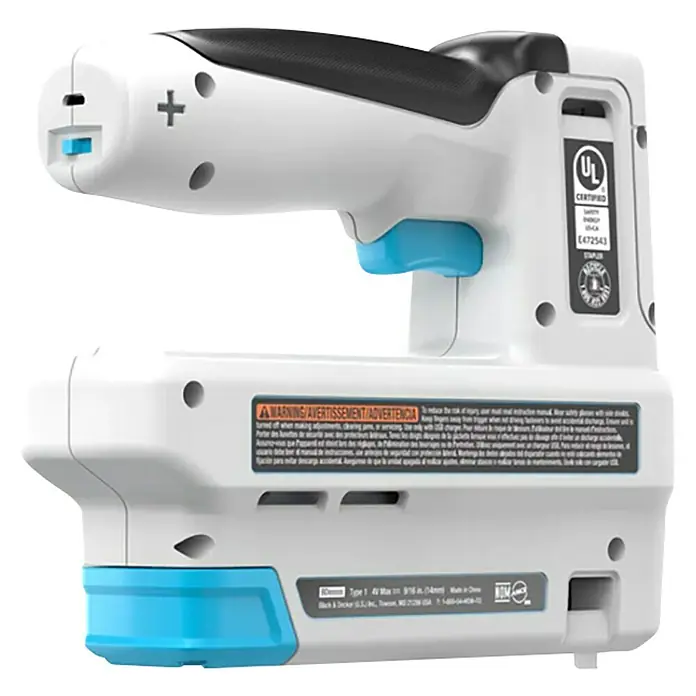 Black+Decker Grapadora de batería BCN115-XJ-Li - 3,6 V, 1 batería, 1,5 Ah - Primer plano de una grapadora inalámbrica con detalles en azul, destacando su diseño ergonómico y funcionalidad sin cable.
