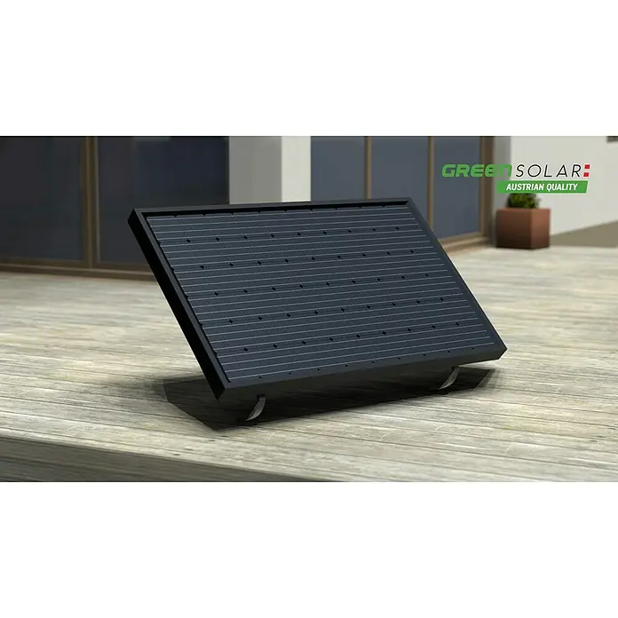 Green Solar Bodenaufsteller - Passend für: Green Solar Solarmodul 300 (325 Wp) mono black - Das Bild zeigt ein hochmodernes Solarpanel. Das Panel steht auf einer Holzoberfläche und ist mit dem Logo "Green Solar" versehen.
