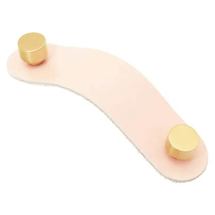 Möbelgriff - Typ Möbelgriff: Bügel, Leder, Sonstige, Länge: 130 mm - Nahaufnahme eines stilvollen Ledergriffs mit goldenen Knöpfen, perfekt für Möbelakzente.