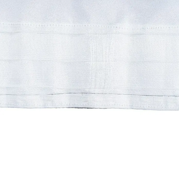 Schlaufenschal Day & Night - B x H: 135 x 300 cm, 100 % Polyester, Weiß - Nahaufnahme eines weißen Stoffstücks mit sichtbaren Nähten.