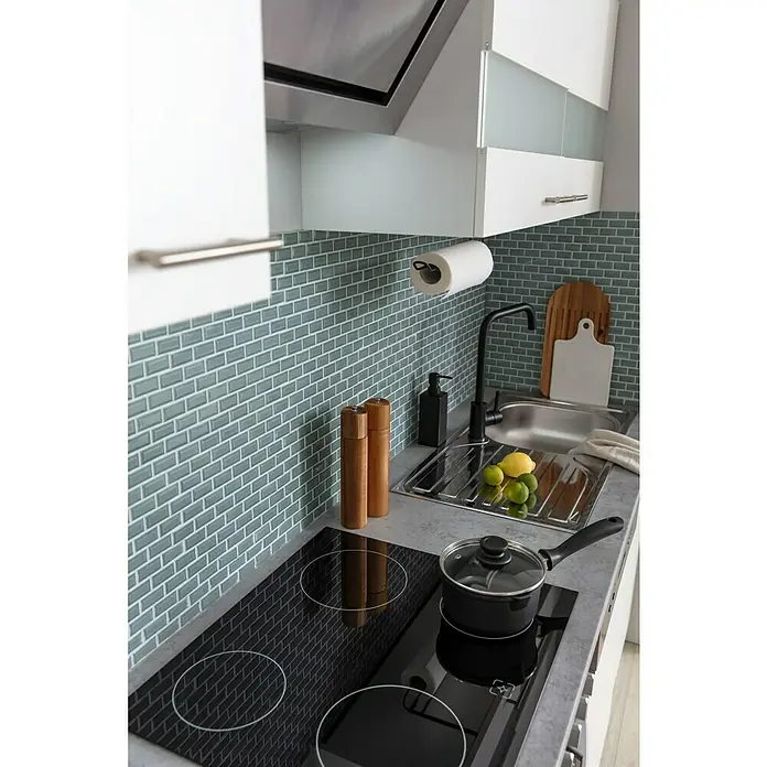 Respekta Küchenzeile Malia - Breite: 300 cm, Weiß, Dekor Arbeitsplatte: Betonoptik, Mit Elektrogeräten, Volumen Backofen: 72 l - Elegante Küche mit modernem Induktionskochfeld und stilvoller Spüle mit Armatur. Praktisch und ästhetisch gestaltet für kulinarische Genüsse.