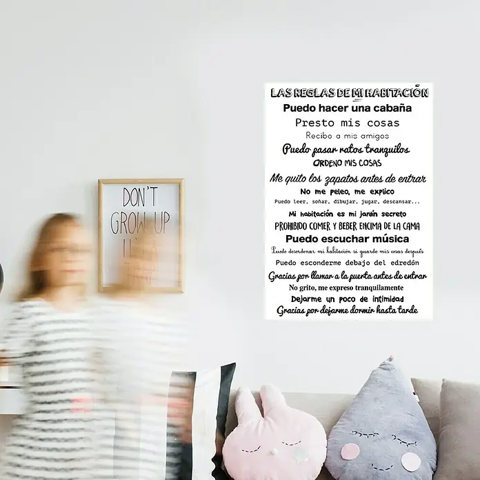 Vinilo de pared Reglas habitación - 48 x 68 cm, Plástico - Decoración de pared con "Las reglas de mi habitación" en tipografía decorativa, creando ambiente infantil.