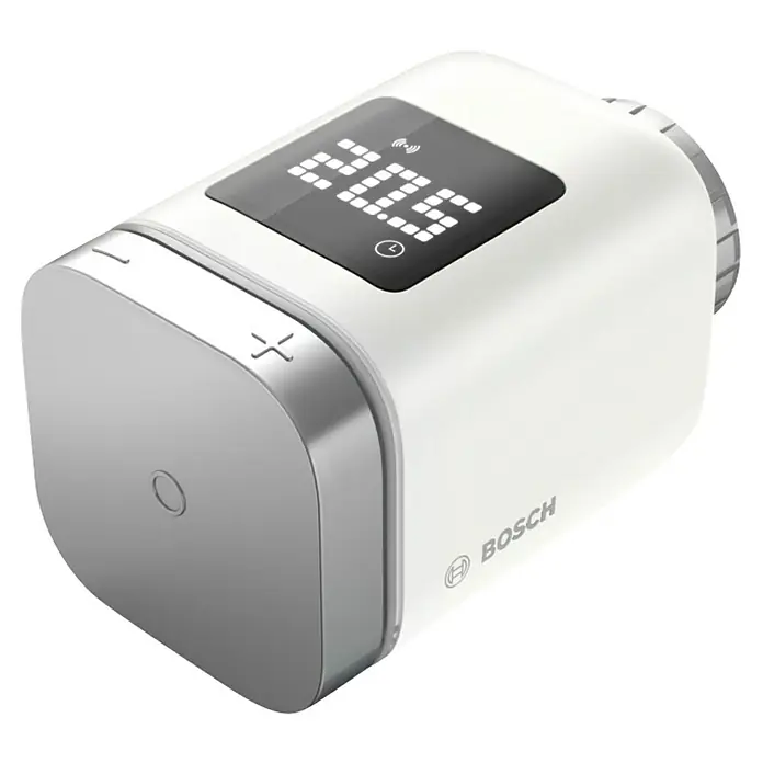 Bosch Smart Home Heizkörper-Thermostat II - M30 x 1,5 mm - Nahaufnahme eines Bosch Smart Home Heizkörper-Thermostats II mit digitaler Temperaturanzeige und Bedienelementen.