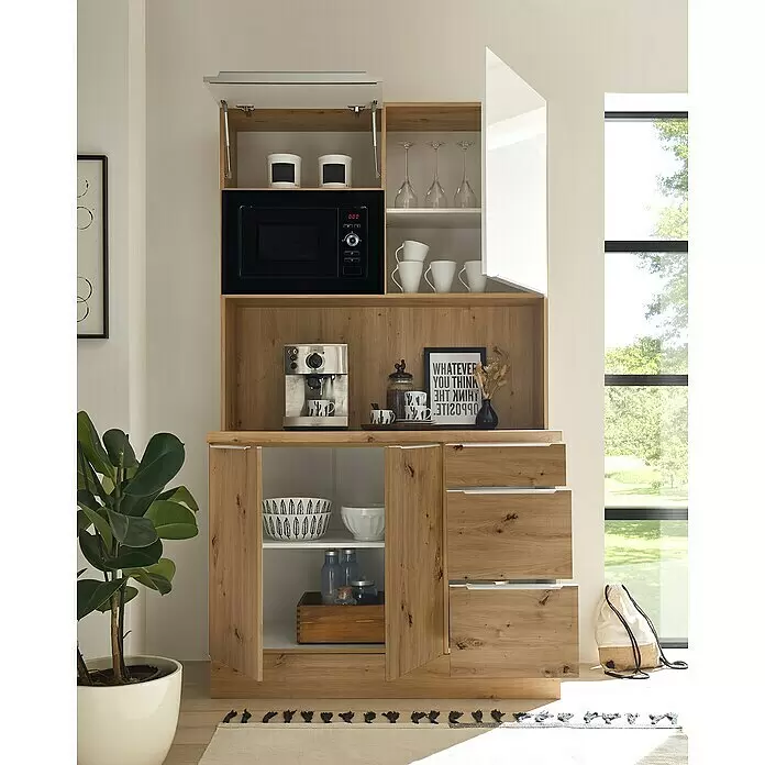 BAUHAUS Buffetschrank Sandra - Breite: 120 cm, Weiß, Dekor Korpus: Artisan Eiche, Ausstattung: Mikrowelle - Stimmungsaufnahme