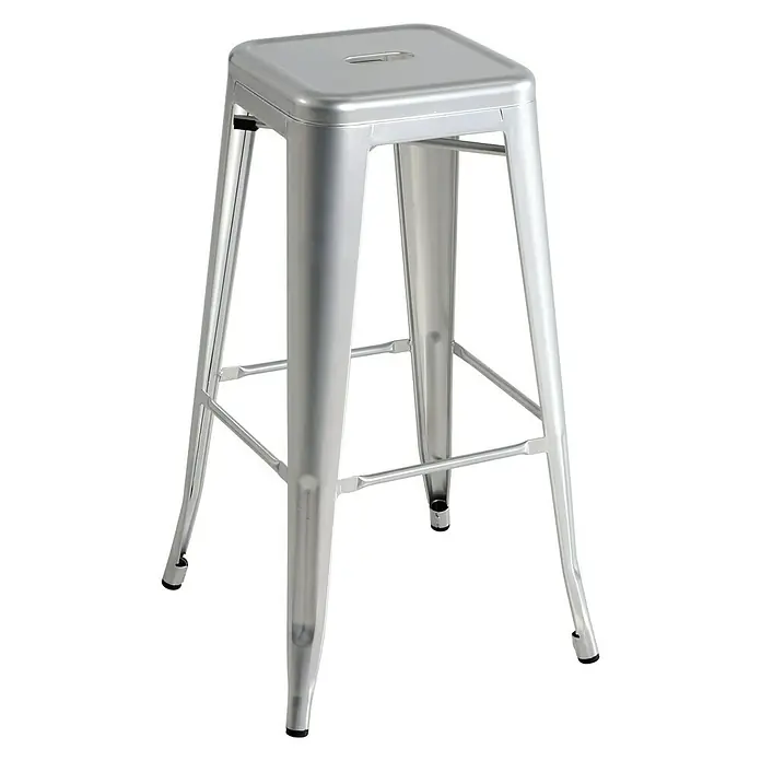 Taburete alto - L x An x Al: 43 x 43 x 76 cm, Plateado - Taburete de bar de metal plateado con asiento cuadrado y reposapiés. El mueble ideal para el bar o la cocina.