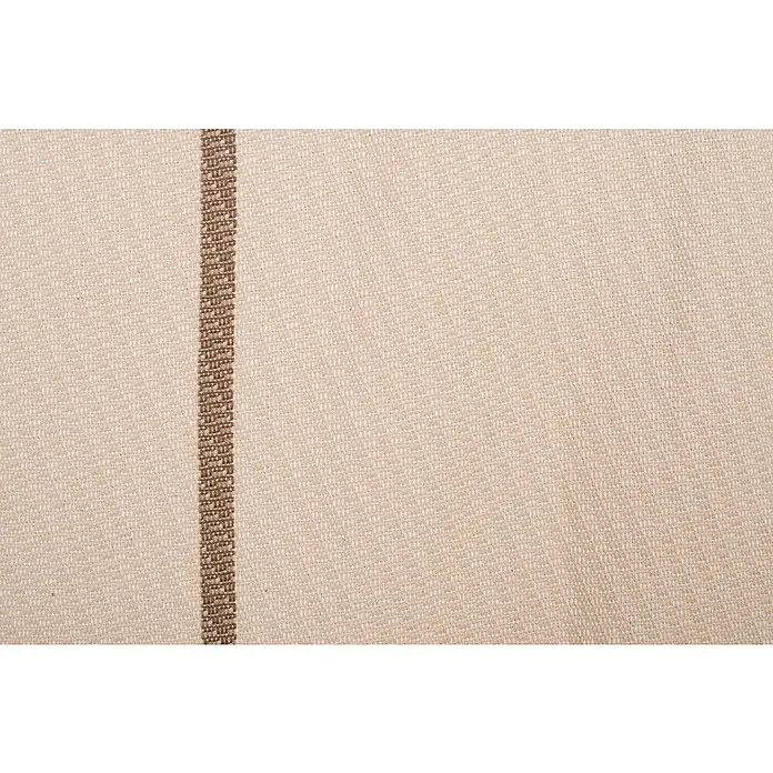 La Siesta Kissenhülle Cariño - Nougat, L x B: 50 x 50 cm, Baumwolle - Nahaufnahme eines beigen Stoffes mit einem feinen braunen Streifen, der die Textur und das Muster hervorhebt.