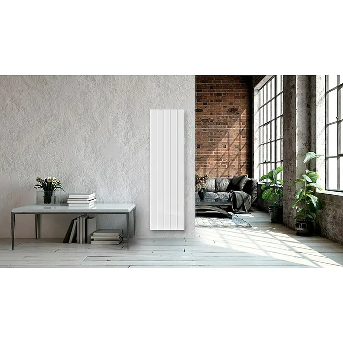 HJM Emisor térmico Vertical AVA - 2.000 W, Blanco, 7,5 x 50,4 x 150 cm, Cerámico - Sala de estar moderna con un radiador de panel blanco, que añade calidez y un toque elegante a la decoración de la habitación.