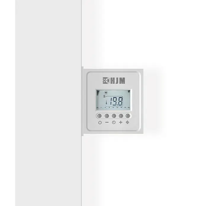HJM Emisor térmico Vertical AVA - 2.000 W, Blanco, 7,5 x 50,4 x 150 cm, Cerámico - Primer plano de una unidad de control de calefacción HJM con una pantalla digital que muestra 19.8 grados Celsius y varios símbolos.