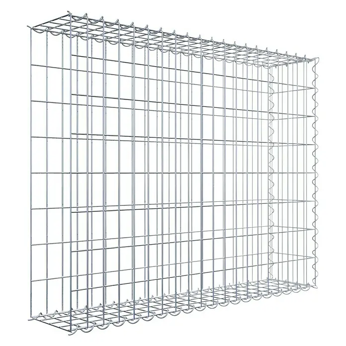 Gabiona Gabione Typ 2 - Zum Anbau in der Länge, 100 x 20 x 80 cm, Stahl, Maschenbreite: 50 mm, Maschenhöhe: 100 mm, Spirale - Das Bild zeigt eine leere Gabione aus Drahtgeflecht. Der Steinkorb ist silbern und steht auf einem schwarzen Hintergrund.
