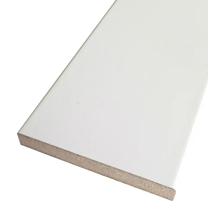 Rufete Tapeta MDF rechapada en melamina - Blanco, 255 cm x 90 mm x 10 mm, 1 ud. - Rodapié blanco hecho de material a base de madera. Este zócalo de madera proporciona una transición limpia entre la pared y el suelo.
