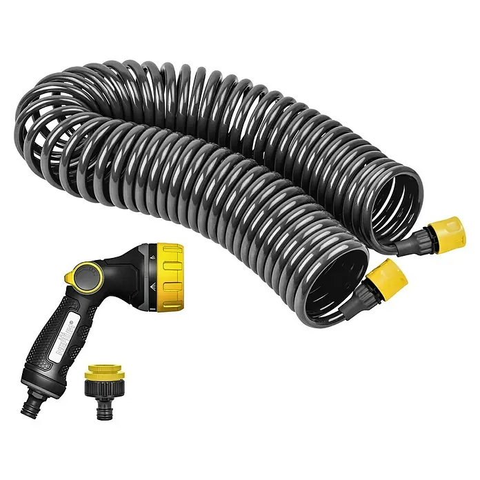 Neptun Kit de manguera en espiral - Largo: 15 m, Plástico - Una manguera en espiral negra con accesorios amarillos y una pistola rociadora, ideal para el riego del jardín.
