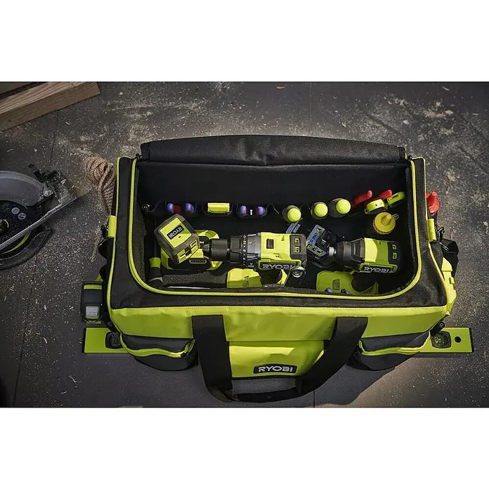 Ryobi Werkzeugtasche RSSLTB1 L - Polyester, Größe: L - Ein Ryobi Werkzeugkasten gefüllt mit verschiedenen Werkzeugen wie Bohrmaschine, Schraubendreher und Batterien, ideal für jeden Handwerker.
