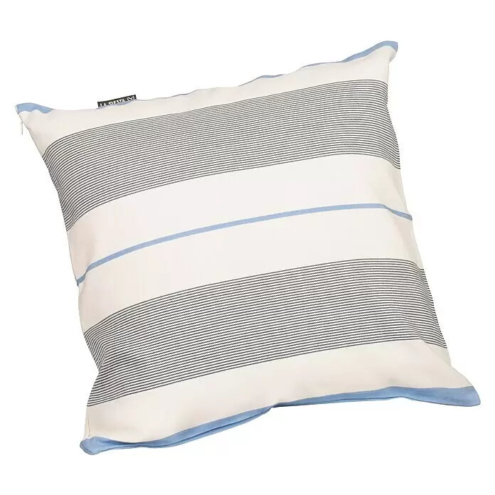 La Siesta Kissenhülle Amante - Sea Salt, L x B: 50 x 50 cm - Cremefarbenes Kissen mit horizontalen blauen und dunkelgrauen Wellenstreifen und blauer Paspelierung.