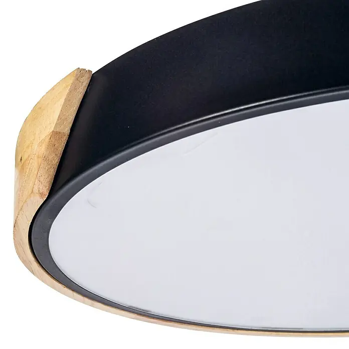 Forlight Plafón LED redondo Melo - 20 W, Ø x Al: 40 x 5 cm, Negro/Madera, Blanco, Blanco neutro - Primer plano de una lámpara de techo moderna con detalles de madera y marco negro, que emite una luz brillante y difusa.
