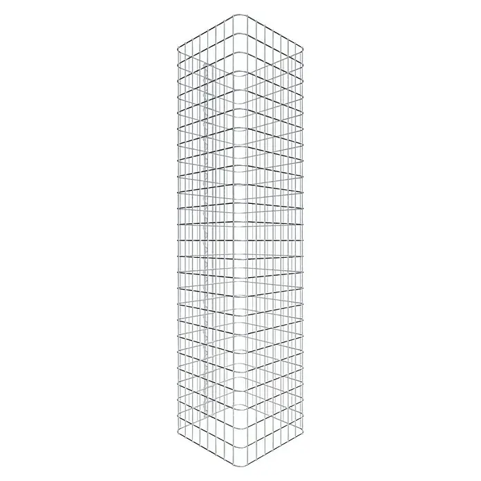 Gabiona Gabionensäule - 42 x 42 x 120 cm, Stahl, Maschenbreite: 50 mm, Maschenhöhe: 50 mm - Ein hochformatiges Bild eines leeren, silberfarbenen, würfelförmigen Metallregals mit quadratischen Fächern vor schwarzem Hintergrund.
