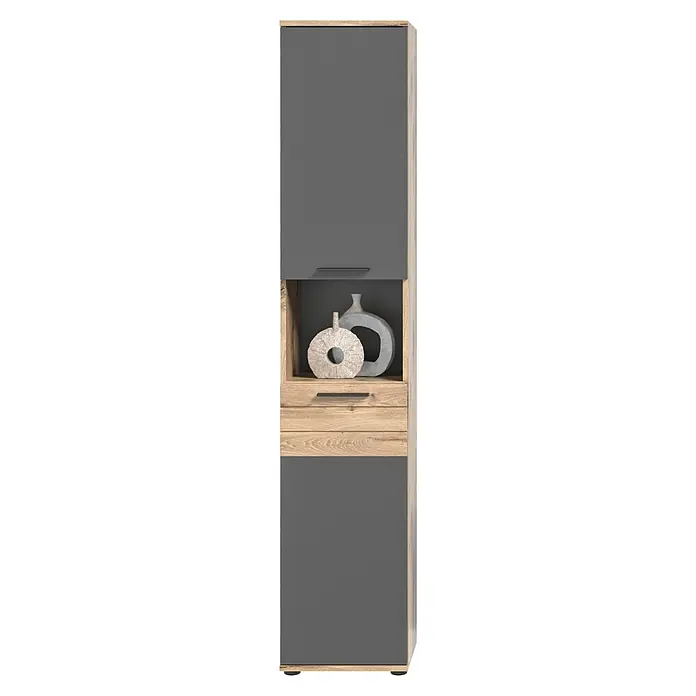 xonox.home Mason Hochschrank Mason - 37 x 34 x 190 cm - Ein schlanker Hochschrank mit einer grauen Tür, einem offenen Fach mit dekorativen Vasen und einer Schublade in Holzoptik.
