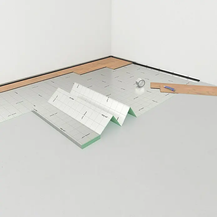 LOGOCLIC Dämmunterlage Aqua Stop Smart Limited - 15 m², Stärke: 2 mm - Eine Nahaufnahme von Dämmplatten mit der Aufschrift "easy cut", die auf einem Fußboden ausgelegt sind, sowie Zubehör für die Bodenverlegung.