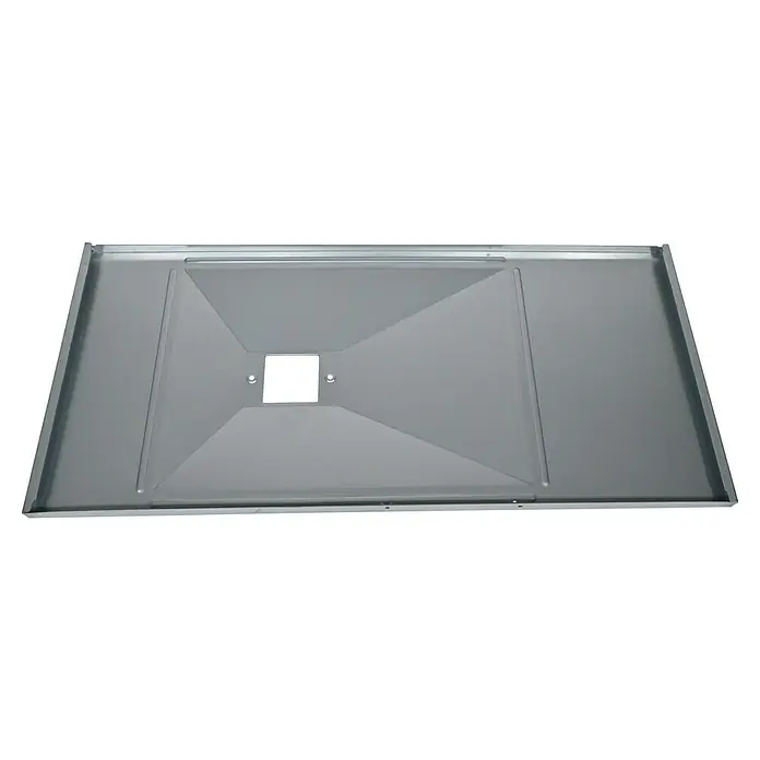 Fettauffangblech Cliff - Passend für: 6 Brenner Kingstone Gasgrill Cliff / Kingstone Gasgrills Cliff 650-1 / 655-2 - Eine detaillierte Aufnahme einer Spültischverkleidung aus Metall, die die quadratische Öffnung und die glatte Oberfläche hervorhebt.