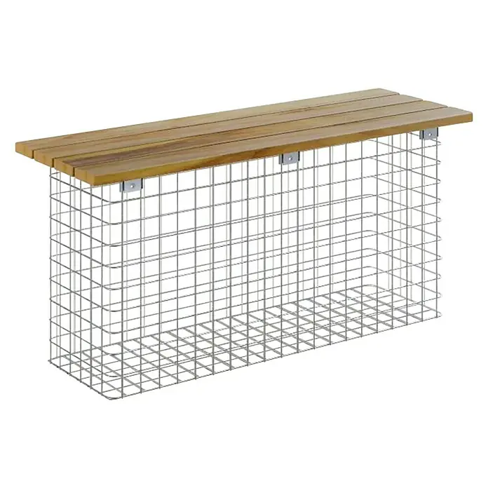 Gabiona Gabionenbank - 102 x 32 x 50 cm, Stahl, Maschenbreite: 50 mm, Maschenhöhe: 50 mm, Teak - Diese Aufnahme zeigt eine moderne Bank mit Holzlattenoberfläche und einem Stahlgittergestell, die Funktionalität und industriellen Chic vereint.