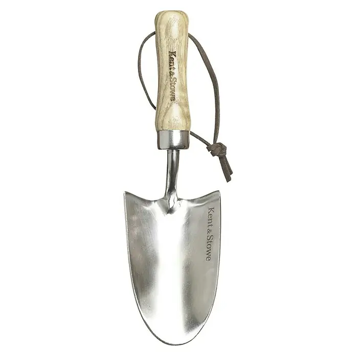 Kent & Stowe Kinder-Schaufel - Länge: 4 cm - Nahaufnahme eines glänzenden Kent & Stowe Unkrautmesser mit Holzgriff und Aufhängeschlaufe.