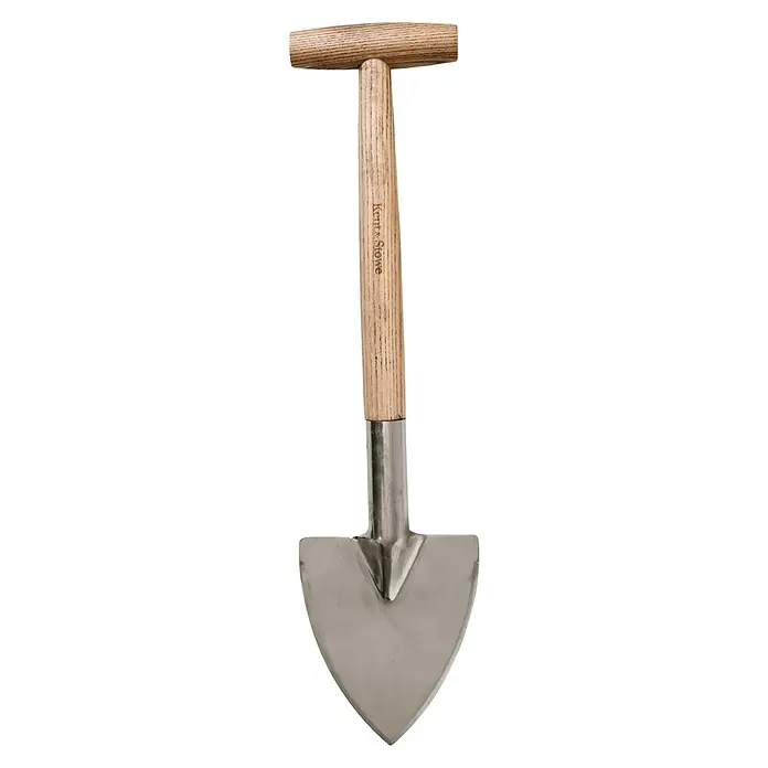 Kent & Stowe Staudenspaten - Arbeitsbreite: 13,6 cm, Kurzstiel - Nahaufnahme eines Unkrautschneiders von Kent & Stowe mit T-Griff und poliertem Edelstahlkopf vor schwarzem Hintergrund.