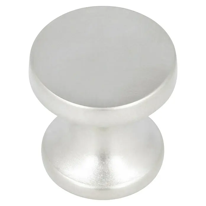 MöbelknopfTyp Möbelgriff: Knopf, Ø x H: 25 x 26 mm, Vernickelt - Nahaufnahme eines modernen silbernen Möbelknopfs. Schlichtes, elegantes Design für Schubladen und Schränke, das jedem Raum einen Hauch von Klasse verleiht.