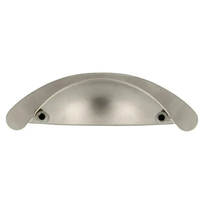 Möbelgriff - Typ Möbelgriff: Muschel, Sonstige, Vernickelt, Höhe: 30 mm - Nahaufnahme eines silberfarbenen Schalengriffs, ideal für Schubladen und Schränke, mit Befestigungslöchern für einfache Montage.