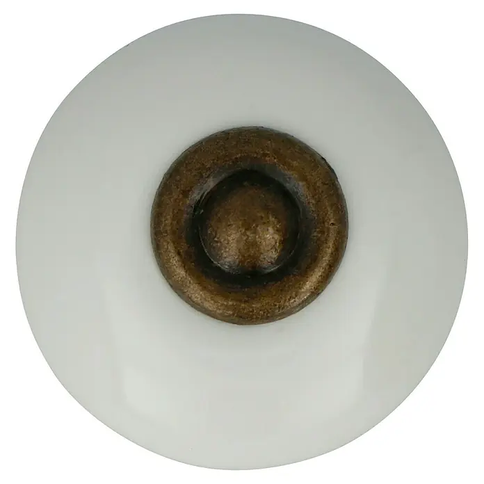 Möbelknopf - Typ Möbelgriff: Knopf, Ø x H: 31 x 28 mm, Porzellan, Verchromt - Nahaufnahme eines weißen Möbelknopfs mit bronzefarbenem, antikem Metalldetail in der Mitte. Perfekt für die Aufwertung von Möbeln.