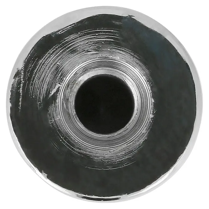 Häfele Pomo para muebles - Tipo de tirador del mueble: Botón, Ø x Al: 11 x 25 mm, Resplandeciente, Cromo - Vista interior de un recipiente de vidrio transparente con forma cilíndrica y detalles circulares y anillados para mayor textura.
