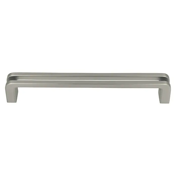 Häfele Tirador para muebles - Tipo de tirador del mueble: Estribo, L x An x Al: 170 x 28 x 18 mm, Aluminio, Niquelado, Plateado - Primer plano de un tirador de mueble moderno de color plateado con líneas limpias, ideal para interiores contemporáneos.