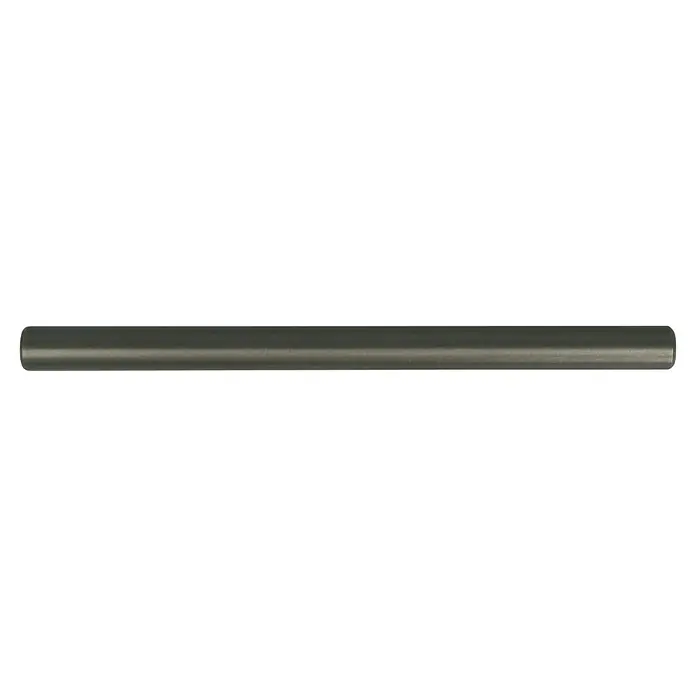 Häfele Tirador para muebles - Tipo de tirador del mueble: Estribo, L x An x Al: 168 x 35 x 12 mm, Acero, Otros - Un primer plano de una batería de color plateado que muestra una textura suave y un diseño cilíndrico, ideal para las necesidades de energía.