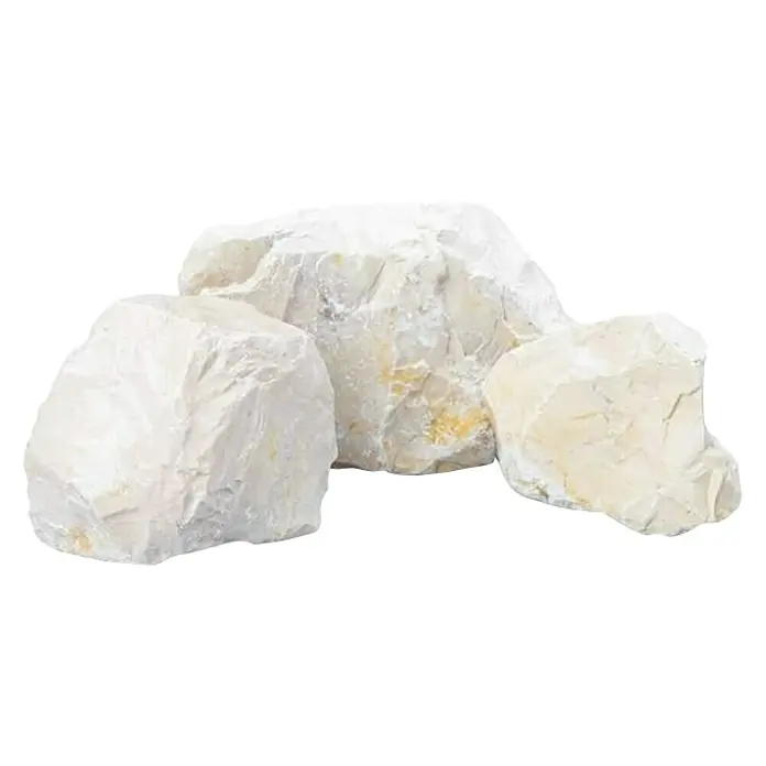 Gabiona Naturstein Jura - Gelb, 60 mm - 120 mm, Nettomasse: 1.000 kg - Nahaufnahme von drei weißen Kalksteinen, die für dekorative oder industrielle Zwecke geeignet sind.