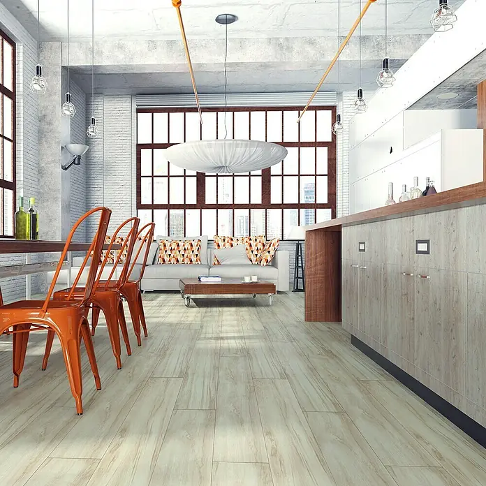 LOGOCLIC Junta de transición Odessa - 2,44 m x 42 mm x 16 mm, Pegado - Baldosas de suelo de imitación madera clara en un espacio habitable moderno. El diseño duradero complementa los muebles y el interior de la habitación.