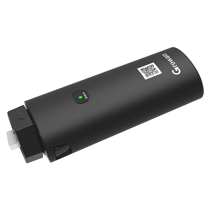 USB-WiFi-Modul - Schwarz - Detailaufnahme eines Growatt Datenlogger-Sticks, der eine zuverlässige Überwachung und Analyse von Solaranlagen ermöglicht.