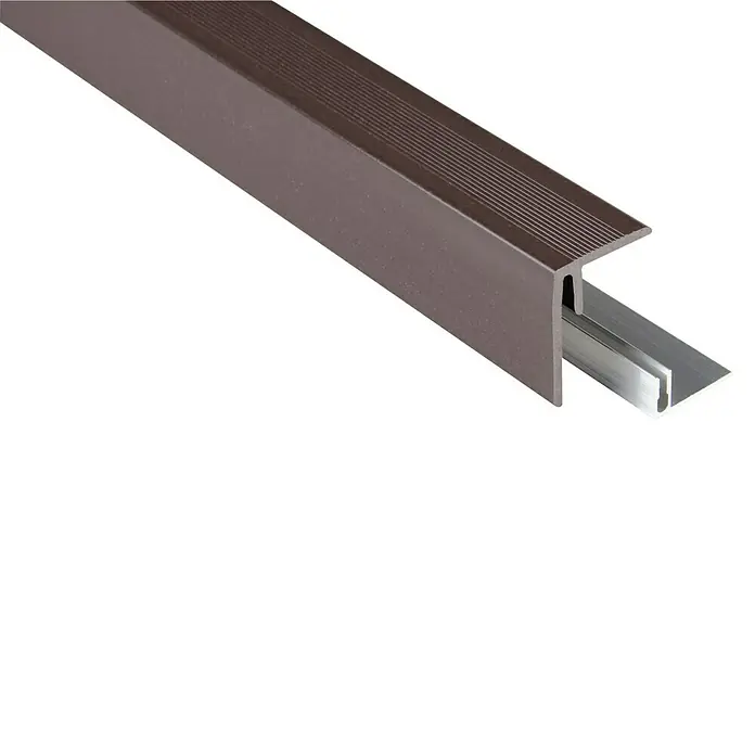 Kovalex Seitenabschlussprofil WPC - Schokobraun, 250 x 4,7 x 6,2 cm, Aluminium - Ein braunes Treppenkantenprofil aus Aluminium, das Sicherheit und Stil bietet. Das robuste Profil schützt vor Abnutzung und verleiht Eleganz.