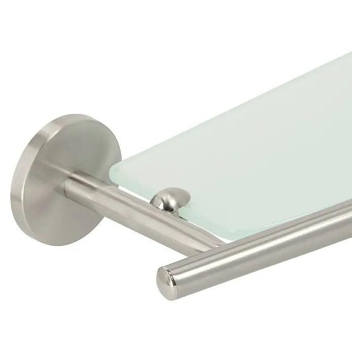 Venus Alosa Glasablage - Breite: 60,5 cm, Chrom, Matt - Nahaufnahme eines modernen Glasregals mit Halterung aus gebürstetem Edelstahl, ideal für Badezimmer oder moderne Inneneinrichtung.