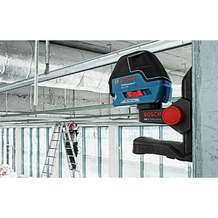 Bosch Professional Linienlaser GLL 3-50 - Arbeitsbereich: 50 m (mit Empfänger), 6 -tlg. - Der Bosch GLL 3-50 Professional Linienlaser mit BM 1 Professional Universalhalterung für präzise Nivellierarbeiten auf Baustellen.